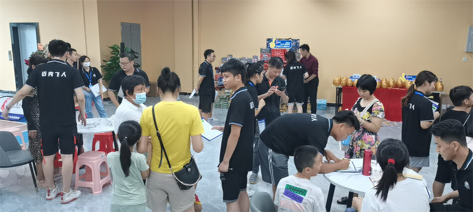 迈克飞人少儿篮球活动火热进行中