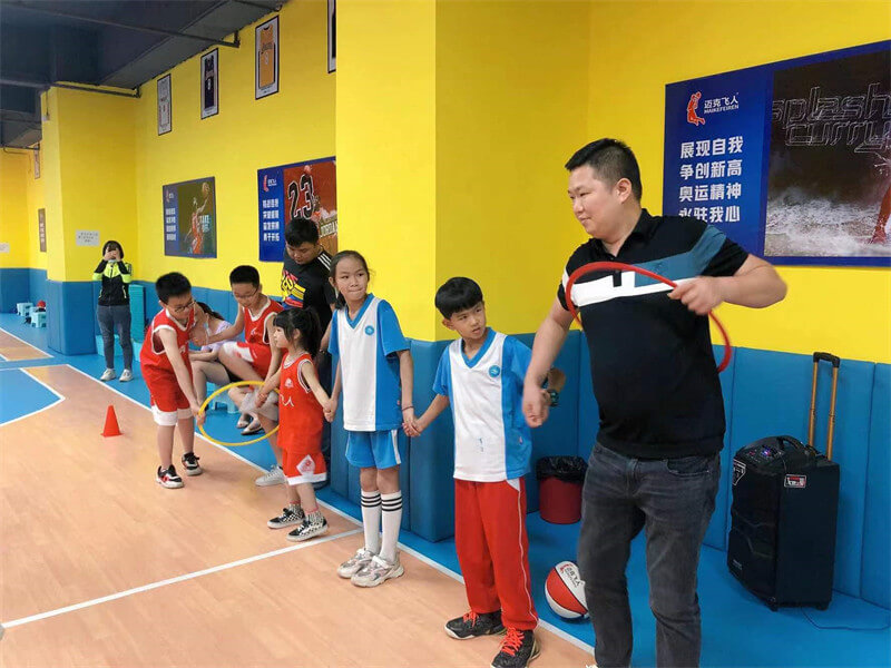 迈克飞人篮球俱乐部朝南国际场馆第一届嘉年华——亲子运动会圆满结束！(图13)